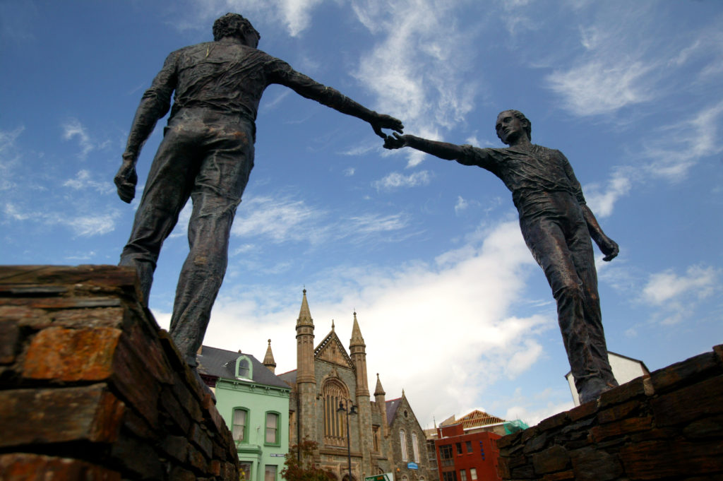 Hands across the Divide Derry